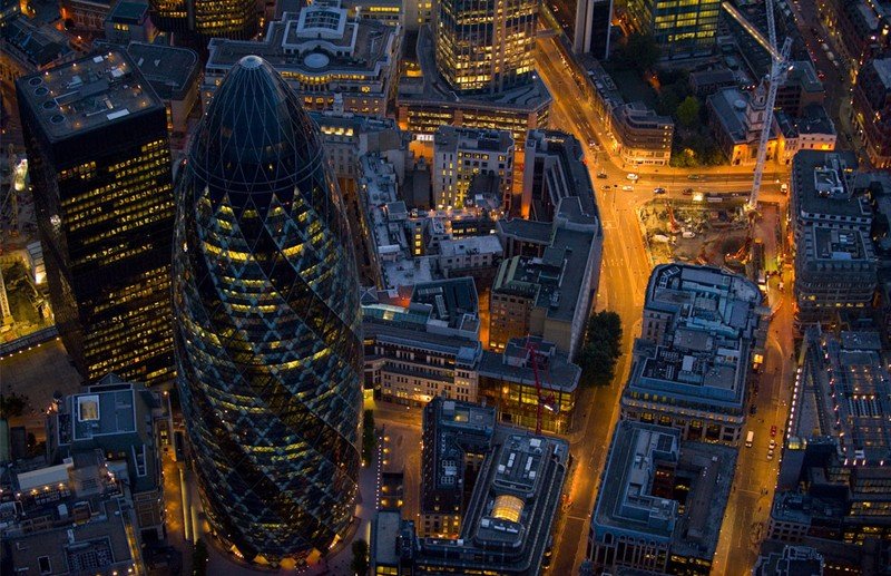 Bird's-eye view of London at night, United Kingdom