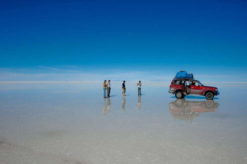 Plains of the Altiplano, Bolivia, Spanish Salar de Uyuni mirror