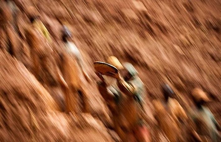 Gold mining, Congo