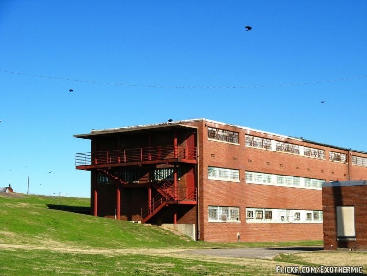 Tennessee State Prison, closed in 1989