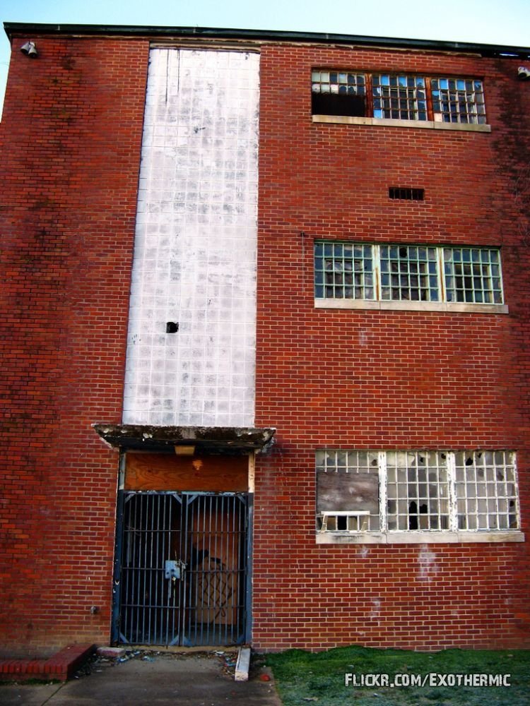 Tennessee State Prison, closed in 1989