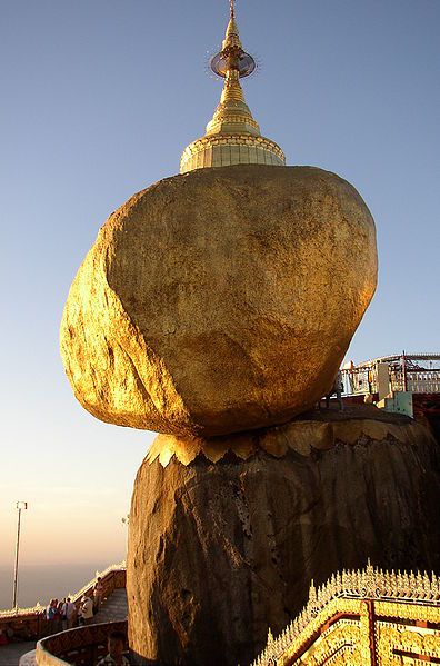 Myanmar, Mount Chaykto, Pagoda Chayttiyo