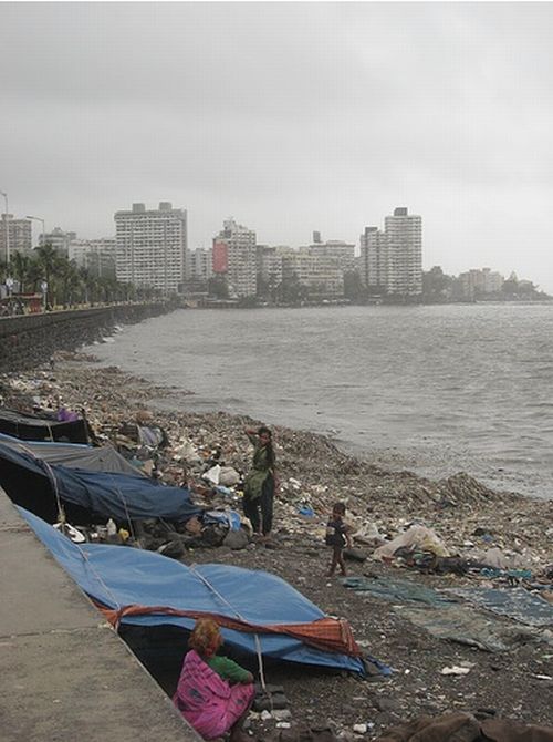 Crisis in Mumbai, Western India