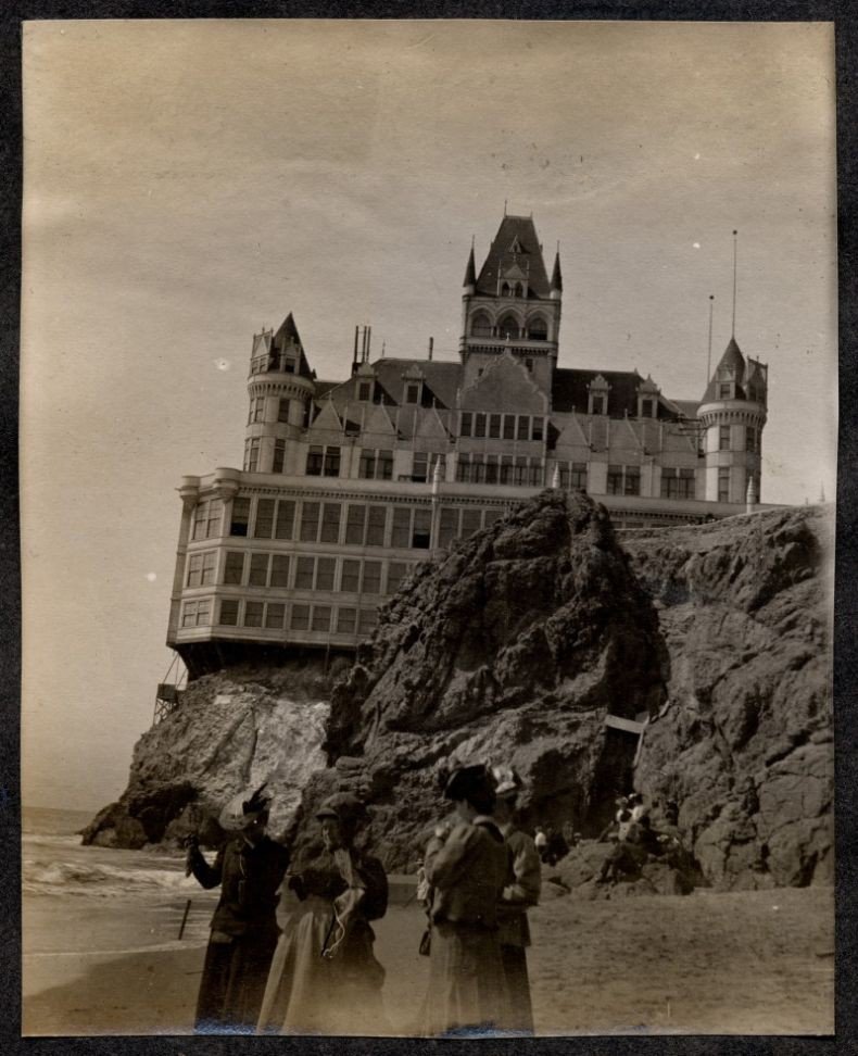 History: House on the rock, 1907, San Francisco, United States