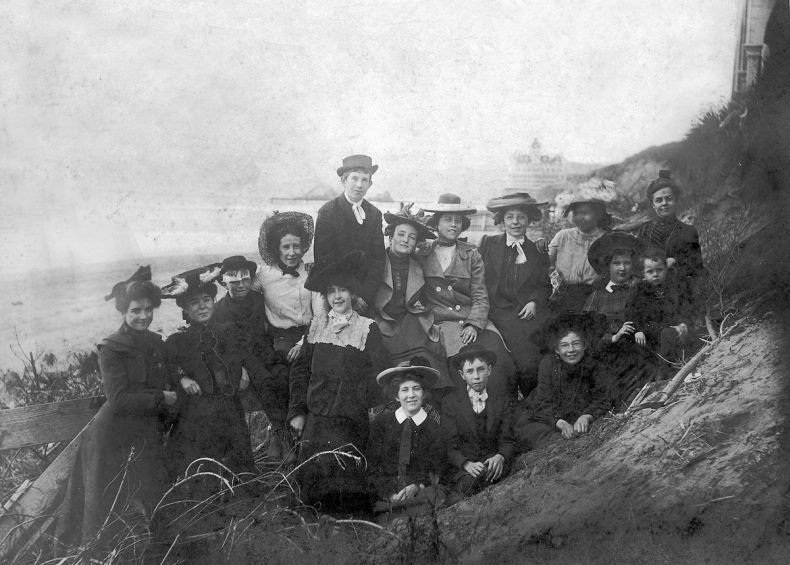 History: House on the rock, 1907, San Francisco, United States