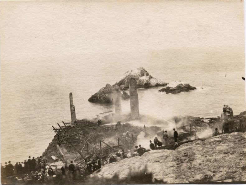 History: House on the rock, 1907, San Francisco, United States