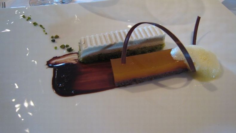 The French Laundry, very expensive restaurant, Yuntvill, California