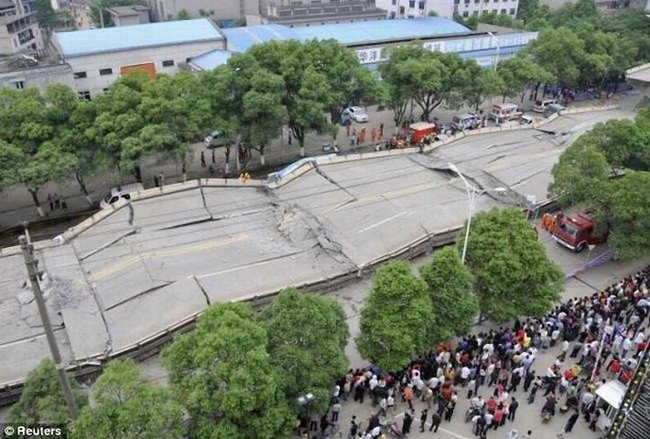 Collapsed highway, Hunan, China