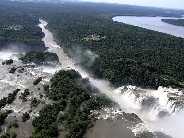 The Devil's Throat (Garganta do diablo), Iguazu river, Brazil, Argentina border