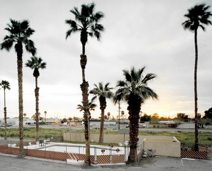 Abandoned motels in the United States