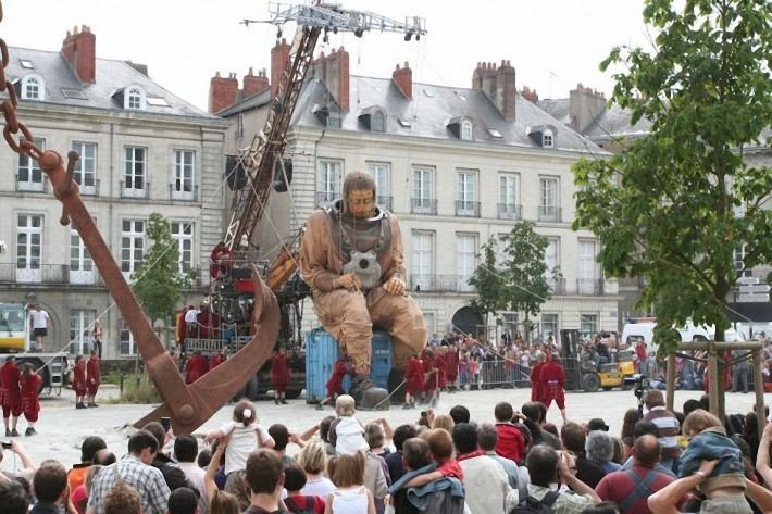 Gigantic stage with huge puppets, Nantes, France