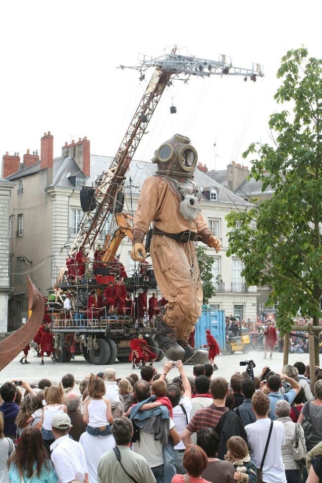 Gigantic stage with huge puppets, Nantes, France