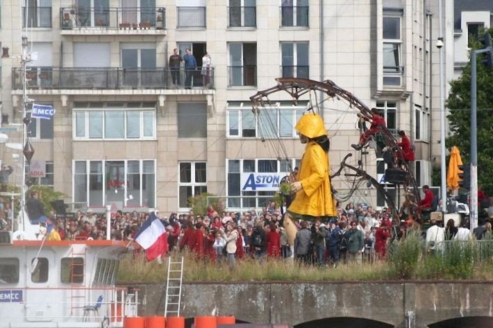 Gigantic stage with huge puppets, Nantes, France