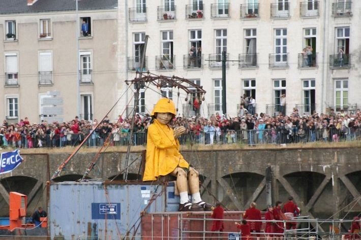 Gigantic stage with huge puppets, Nantes, France