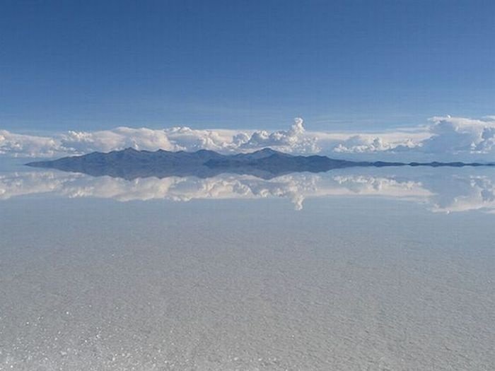 The largest mirror in the world, salt field, Bolivia