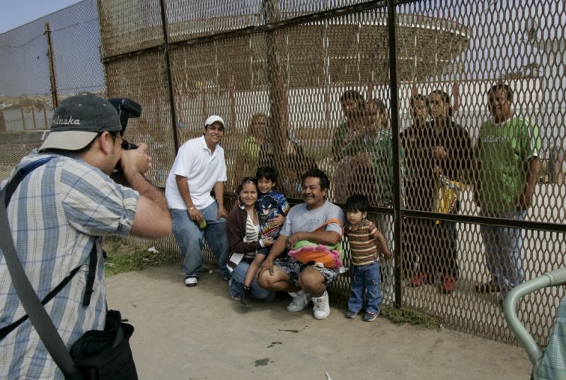 United States and Mexico border