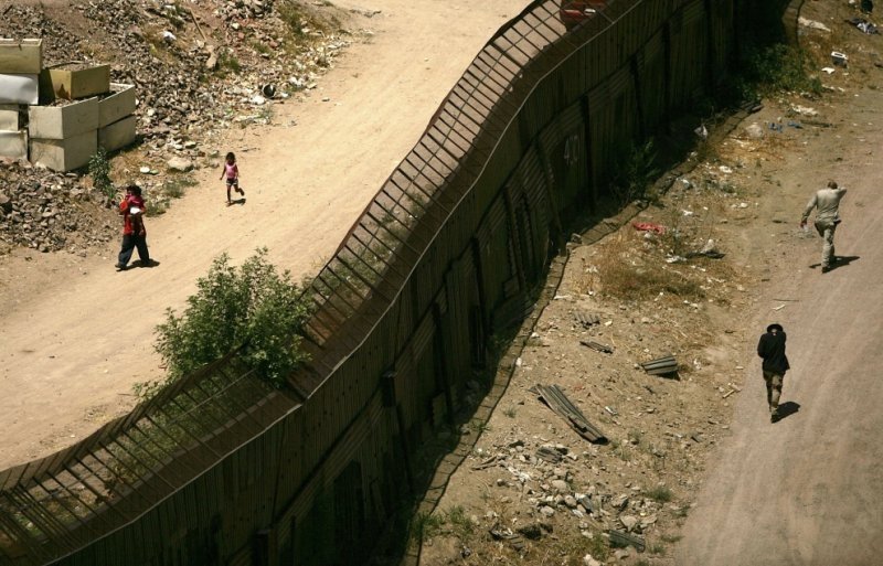 United States and Mexico border