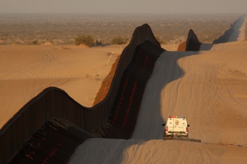 United States and Mexico border