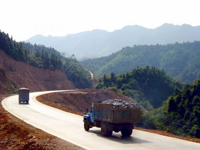 Most dangerous route, Federal line 319, China