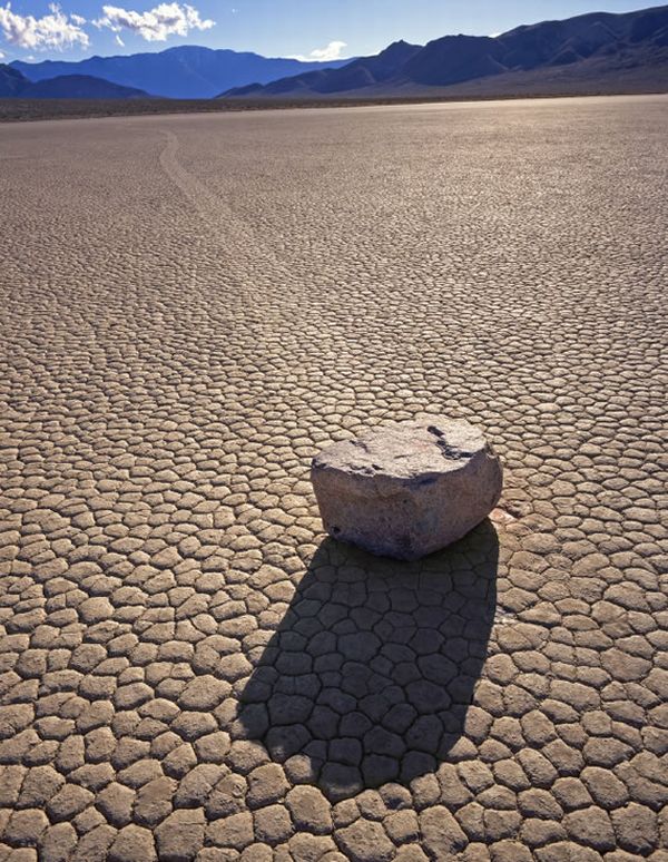 Floating stones in the Valley of Death