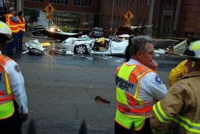 Collapse of the church dome because of strong wind, driver survived, Shreveport, Louisiana