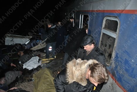 Nevsky Express undermined, Aleshinka-Uglovka route, Russia