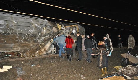 Nevsky Express undermined, Aleshinka-Uglovka route, Russia