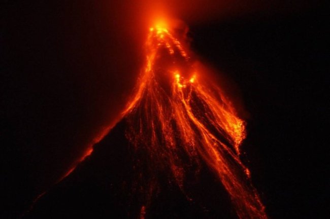 Volcanic eruption in the Philippines