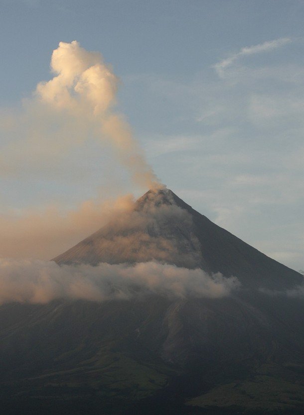 Volcanic eruption in the Philippines