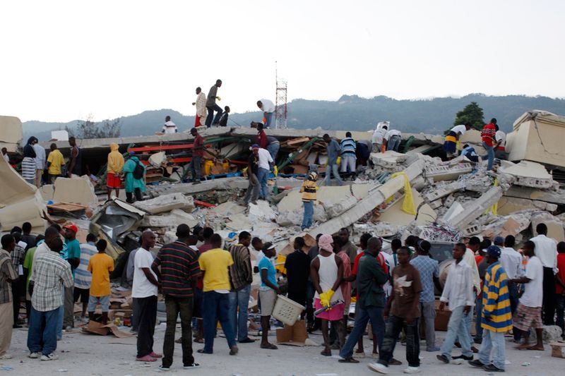 Earthquake in Haiti, 16 km from Port-au-Prince
