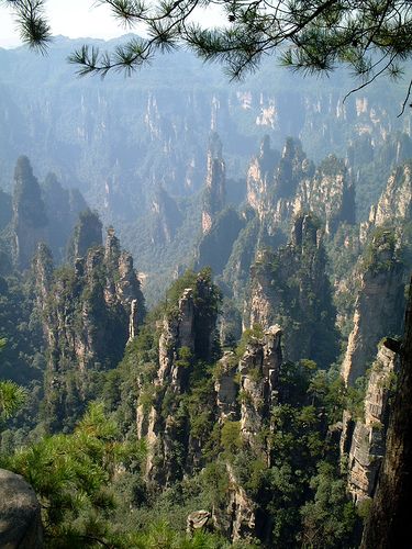 Zhangjiajie National Park, Ulinyuanya peak, Dayong town, Mt. Kunlun, Village of Yellow Lion, China