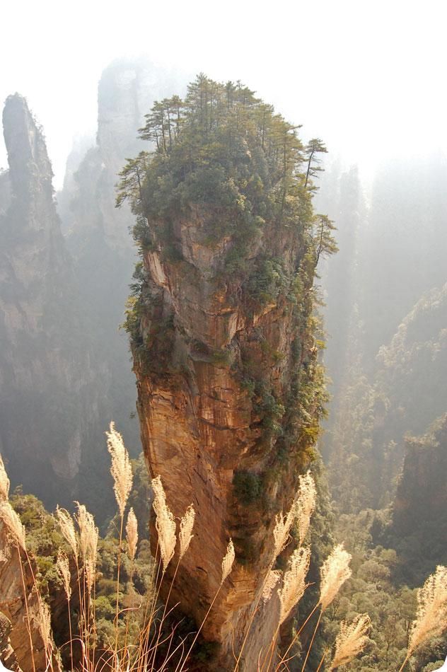 Zhangjiajie National Park, Ulinyuanya peak, Dayong town, Mt. Kunlun, Village of Yellow Lion, China