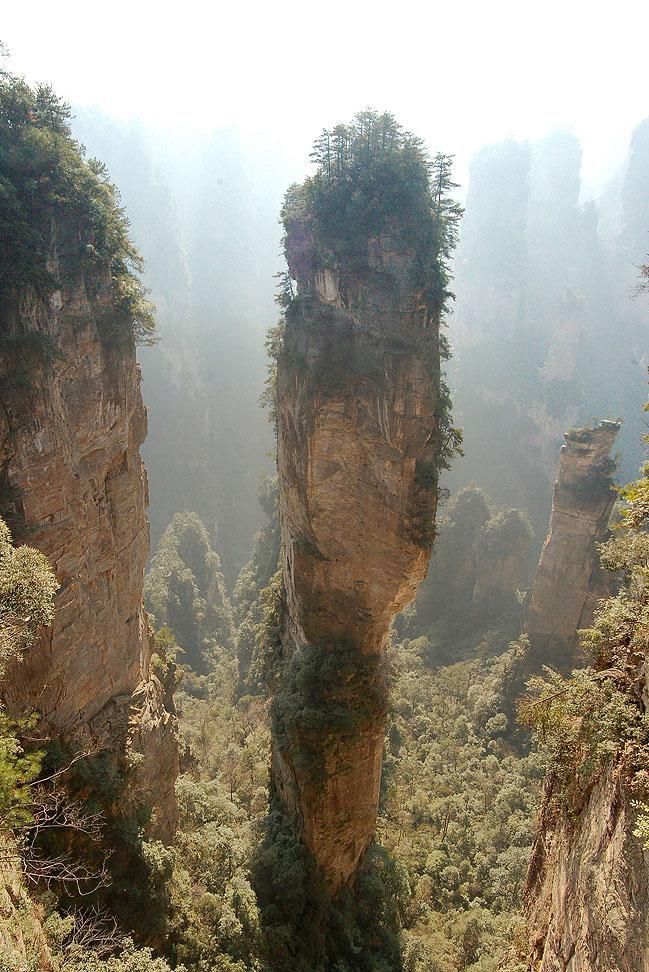 Zhangjiajie National Park, Ulinyuanya peak, Dayong town, Mt. Kunlun, Village of Yellow Lion, China