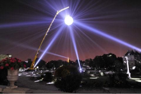 World's largest disco ball, Michel de Broin