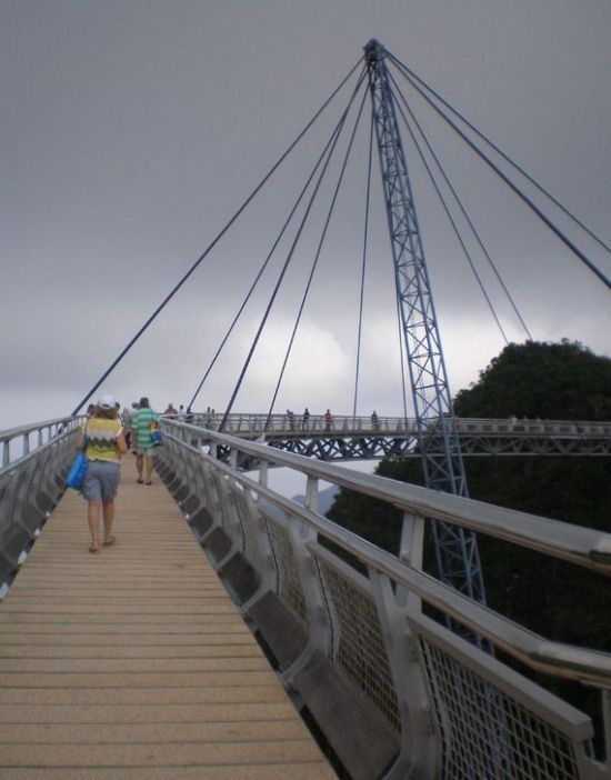 Bridge without end, Malaysia