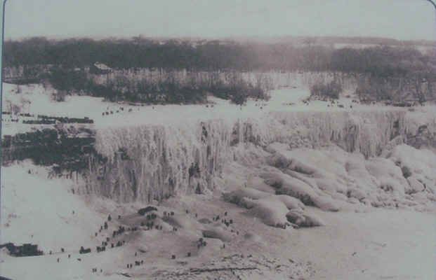 Niagara Falls frozen in 1911, Canada, United States