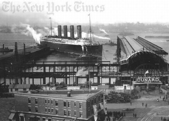 History: Black and white photos of New York City, United States