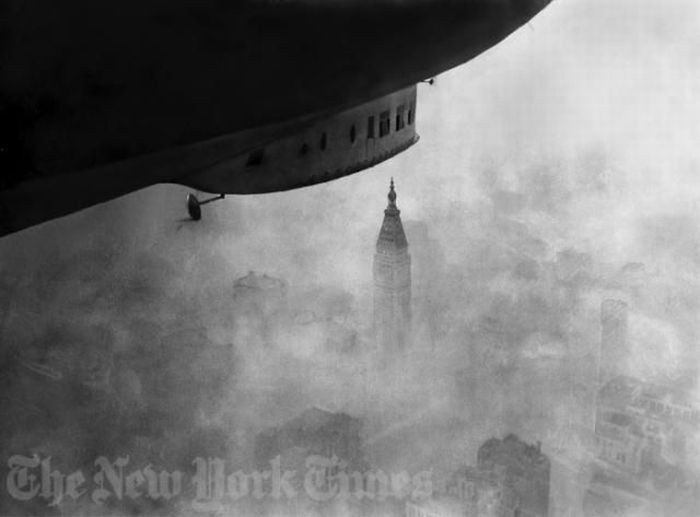 History: Black and white photos of New York City, United States