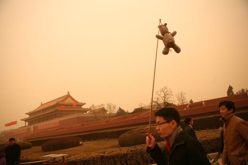 Sandstorms whip across China‎