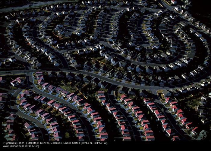 Bird's-eye view photography by Yann Arthus Bertrand