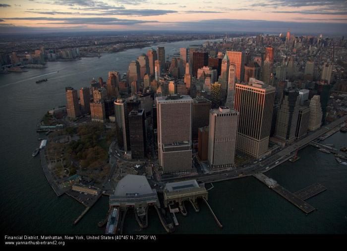 Bird's-eye view photography by Yann Arthus Bertrand