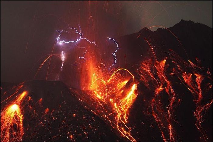 Volcano photography by Martin Rietze