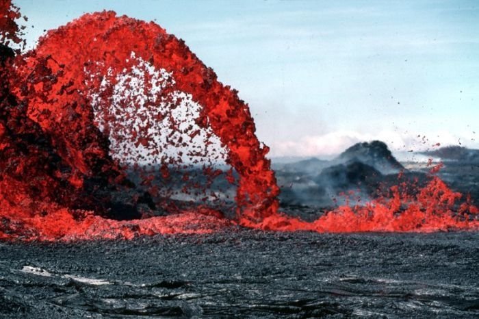 volcanoes around the world