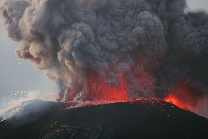 volcanoes around the world