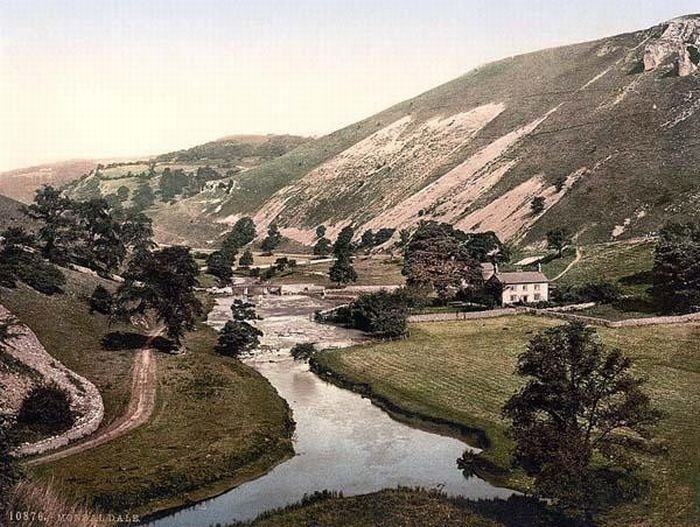 History: Color photographs of old England, United Kingdom