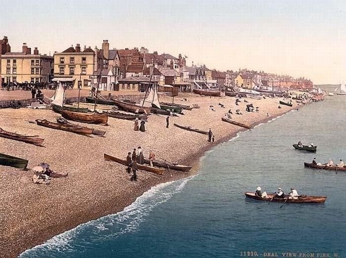 History: Color photographs of old England, United Kingdom