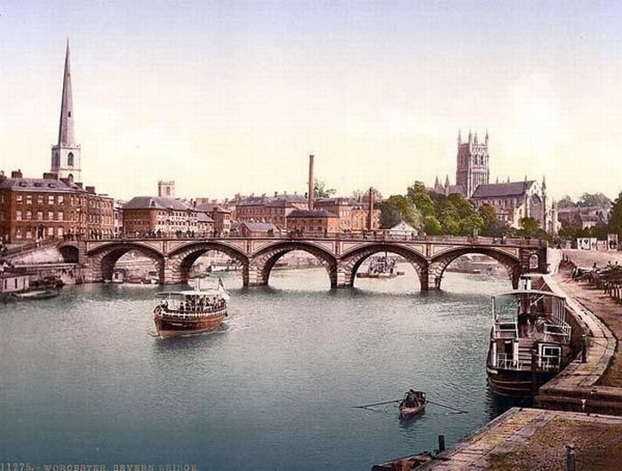 History: Color photographs of old England, United Kingdom