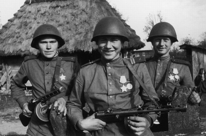 History: World War II photography