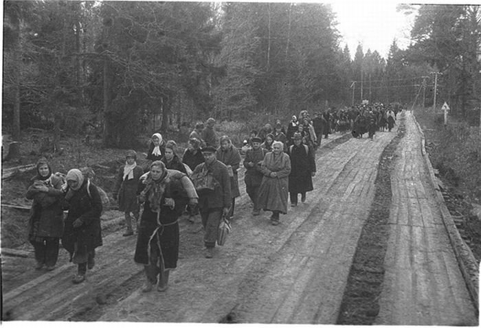 History: World War II photography