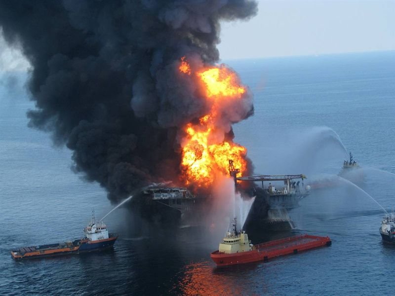 Deepwater Horizon oil rig fire leaves 11 missing, Gulf of Mexico